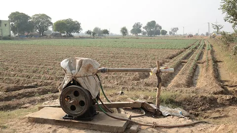 UP में कृषि भूमि के दाम 2025 — जिलेवार भाव