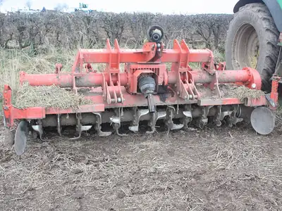 रोटावेटर किराये पर — Rotavator on rent